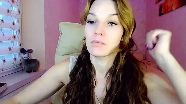 Snapshot of impossibleluna chatting on November 3, 2025, 2:31 pm impossibleluna online show from November 3, 2025, 2:31 pm