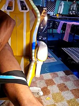 Snapshot of Cpp3377 chatting on November 18, 2025, 5:11 am Cpp3377 online show from November 18, 2025, 5:11 am