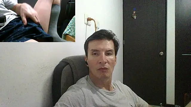 Snapshot of fieryloves chatting on March 19, 2025, 2:48 am fieryloves online show from March 19, 2025, 2:48 am