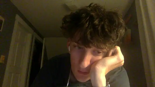 Snapshot of KittingGrappler chatting on February 14, 2026, 4:56 am KittingGrappler online show from February 14, 2026, 4:56 am