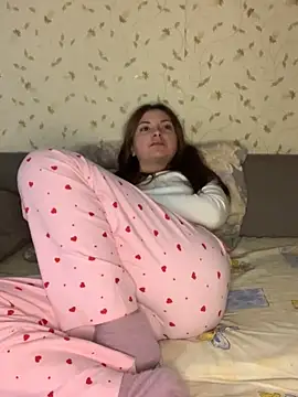 Snapshot of fairy365 chatting on October 12, 2025, 5:42 am fairy365 online show from October 12, 2025, 5:42 am