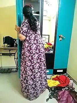 Snapshot of PayalSharmahot143 chatting on October 11, 2025, 2:12 am PayalSharmahot143 online show from October 11, 2025, 2:12 am