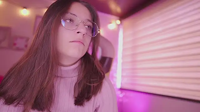 milly kenner online show from February 6, 2026, 5:42 pm