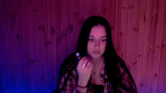 AlisaLink online show from October 19, 2025, 5:48 pm