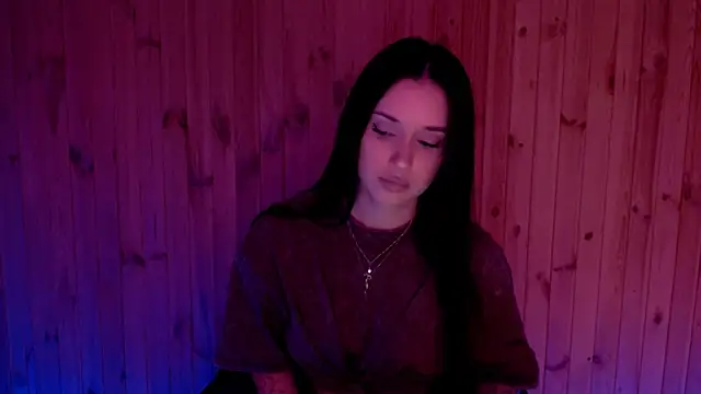 AlisaLink online show from October 13, 2025, 3:57 pm