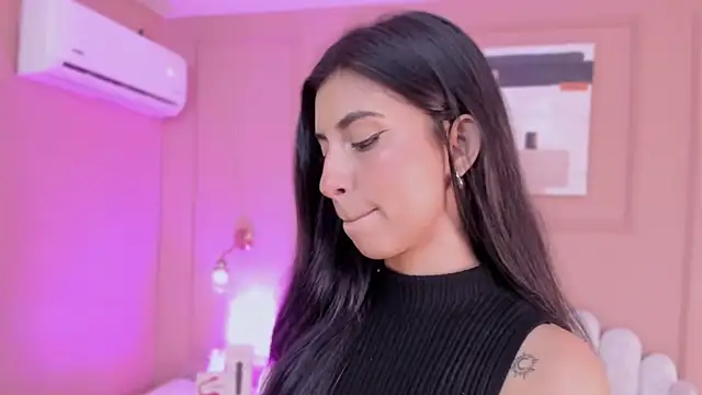 zia cooper online show from February 18, 2026, 6:48 pm