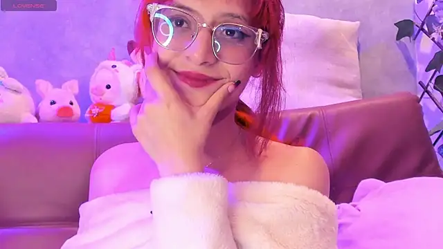 Snapshot of RedMeloddy chatting on February 11, 2026, 4:34 am RedMeloddy online show from February 11, 2026, 4:34 am