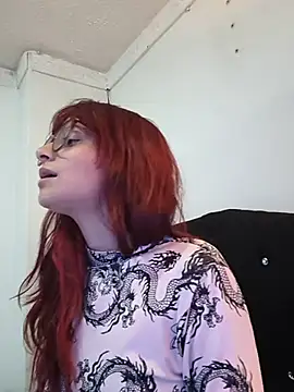 RedMeloddy online show from July 11, 2026, 4:57 am
