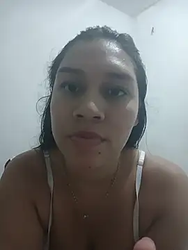 Snapshot of Annyeli chatting on May 25, 2026, 3:28 am Annyeli online show from May 25, 2026, 3:28 am