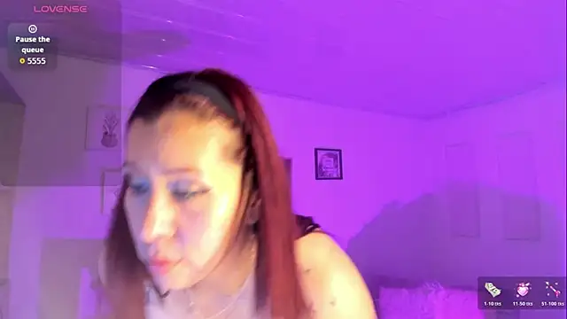 Snapshot of Alexx_Scoot chatting on November 23, 2025, 7:35 pm Alexx Scoot online show from November 23, 2025, 7:35 pm