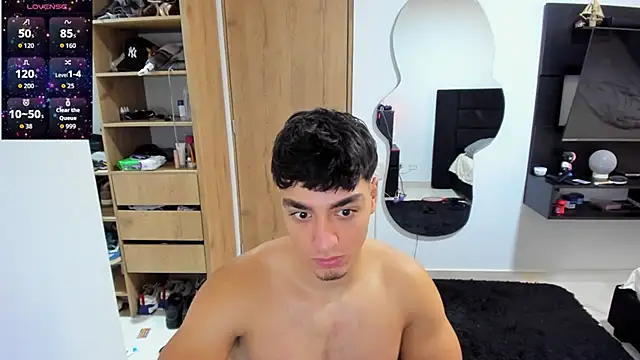 Cristhian Evans online show from September 20, 2025, 2:33 pm