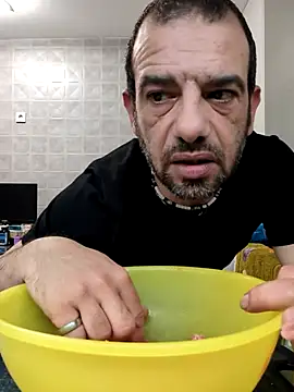 Snapshot of FotografoPollon chatting on March 21, 2025, 7:46 pm FotografoPollon online show from March 21, 2025, 7:46 pm