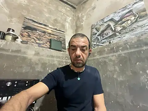 Snapshot of FotografoPollon chatting on March 18, 2025, 6:06 am FotografoPollon online show from March 18, 2025, 6:06 am