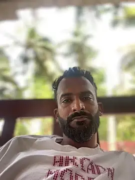 bigfatdick111 online show from February 25, 2026, 8:58 am