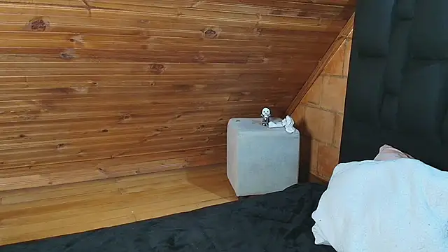 Justyn Ross online show from November 2, 2025, 6:29 am