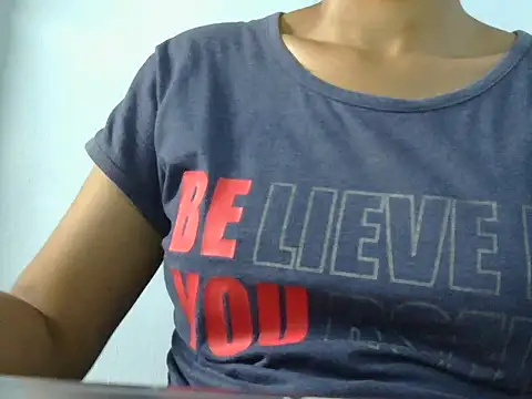 Snapshot of Thimiralagi chatting on April 4, 2026, 4:13 pm Thimiralagi online show from April 4, 2026, 4:13 pm