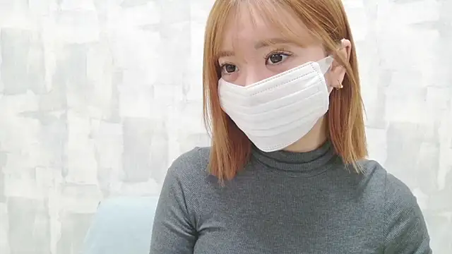 LOVE MOMO LOVE online show from January 12, 2026, 12:23 pm