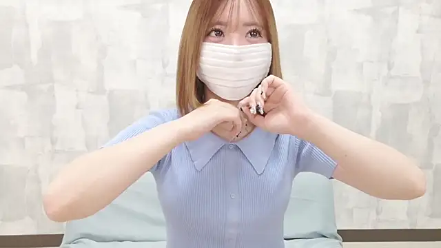 Snapshot of LOVE_MOMO_LOVE chatting on July 12, 2026, 11:33 am LOVE MOMO LOVE online show from July 12, 2026, 11:33 am