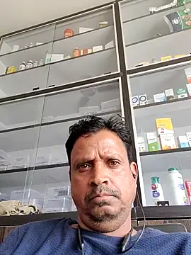 Snapshot of Raj1043 chatting on May 27, 2026, 6:32 am Raj1043 online show from May 27, 2026, 6:32 am