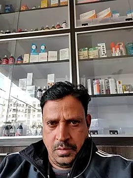 Snapshot of Raj1043 chatting on December 14, 2025, 5:57 am Raj1043 online show from December 14, 2025, 5:57 am