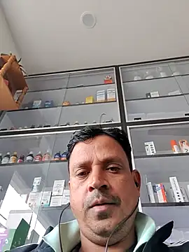 Snapshot of Raj1043 chatting on November 28, 2025, 7:41 am Raj1043 online show from November 28, 2025, 7:41 am