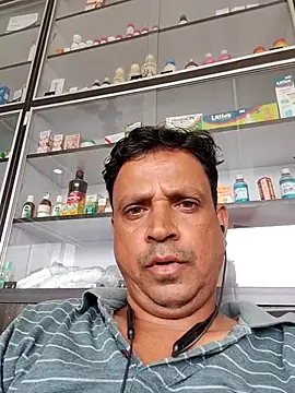 Snapshot of Raj1043 chatting on May 18, 2026, 5:34 am Raj1043 online show from May 18, 2026, 5:34 am