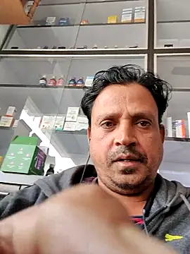 Snapshot of Raj1043 chatting on November 13, 2025, 6:06 am Raj1043 online show from November 13, 2025, 6:06 am