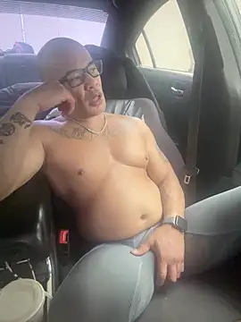 Snapshot of EatMyCake831 chatting on December 3, 2025, 7:02 pm EatMyCake831 online show from December 3, 2025, 7:02 pm