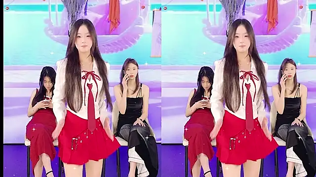 Snapshot of YIYI_XIXI_18 chatting on February 15, 2025, 7:27 am YIYI XIXI 18 online show from February 15, 2025, 7:27 am