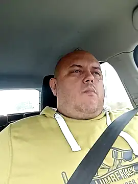 BigromeoXX online show from November 16, 2025, 10:53 am