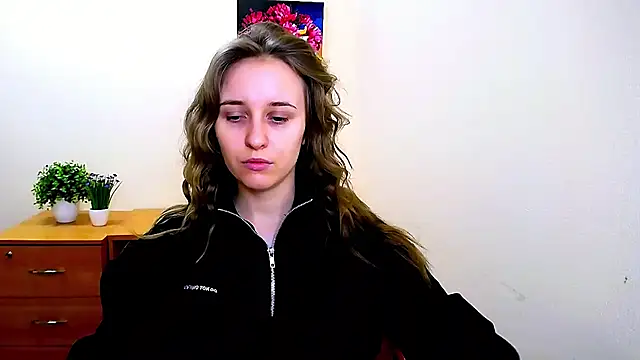 Snapshot of _Nicole_new chatting on February 6, 2025, 12:26 pm  Nicole new online show from February 6, 2025, 12:26 pm