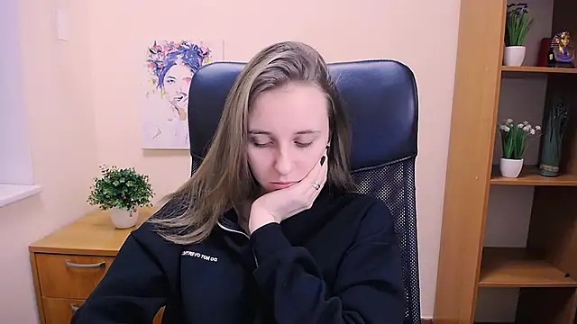 Snapshot of _Nicole_new chatting on January 24, 2025, 7:19 am  Nicole new online show from January 24, 2025, 7:19 am