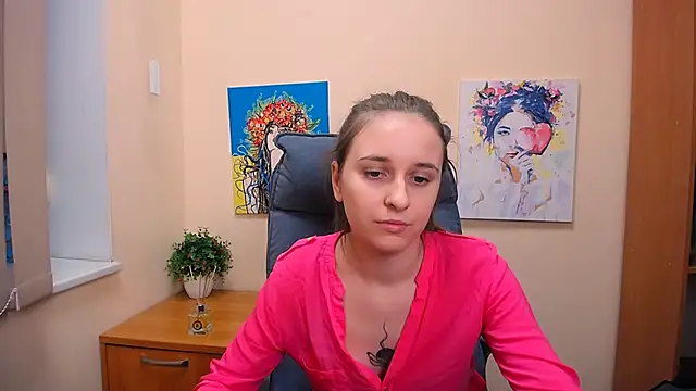 Snapshot of _Nicole_new chatting on February 26, 2025, 12:49 pm  Nicole new online show from February 26, 2025, 12:49 pm