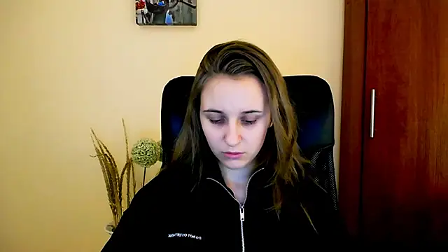 Snapshot of _Nicole_new chatting on January 6, 2025, 4:13 pm  Nicole new online show from January 6, 2025, 4:13 pm