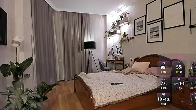 NicoleLuv online show from February 26, 2026, 4:51 pm