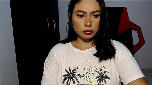 Snapshot of meghan2 chatting on November 11, 2025, 3:12 am meghan2 online show from November 11, 2025, 3:12 am