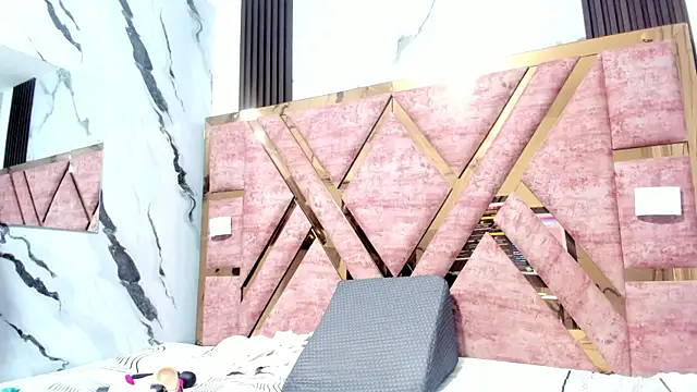 Snapshot of mia_alvares chatting on November 7, 2025, 11:48 am mia alvares online show from November 7, 2025, 11:48 am