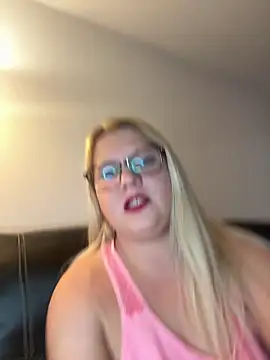 BlondyBrat online show from December 16, 2025, 2:16 am