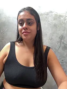 amorinha99 online show from June 12, 2026, 5:21 pm