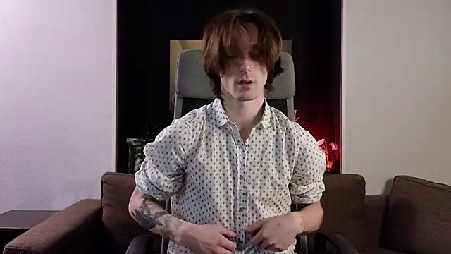 Snapshot of misterhult chatting on January 23, 2025, 2:28 pm misterhult online show from January 23, 2025, 2:28 pm
