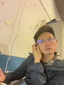 Snapshot of BenBenBom chatting on December 14, 2024, 10:34 am BenBenBom online show from December 14, 2024, 10:34 am