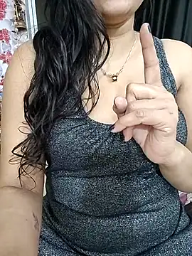 Snapshot of kaamuk_shweta chatting on May 8, 2026, 6:01 pm kaamuk shweta online show from May 8, 2026, 6:01 pm