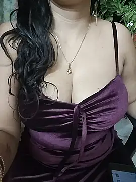 Snapshot of kaamuk_shweta chatting on May 15, 2026, 5:44 pm kaamuk shweta online show from May 15, 2026, 5:44 pm