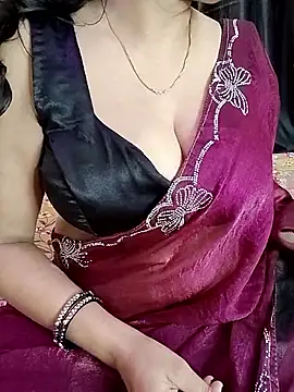 Snapshot of kaamuk_shweta chatting on June 17, 2026, 4:12 am kaamuk shweta online show from June 17, 2026, 4:12 am