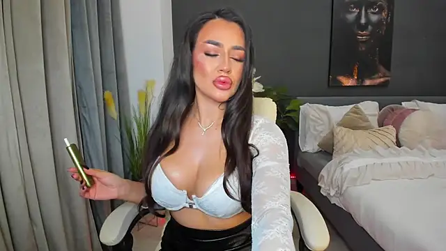 Snapshot of Sonia__Rey chatting on November 26, 2025, 4:45 am Sonia Rey online show from November 26, 2025, 4:45 am