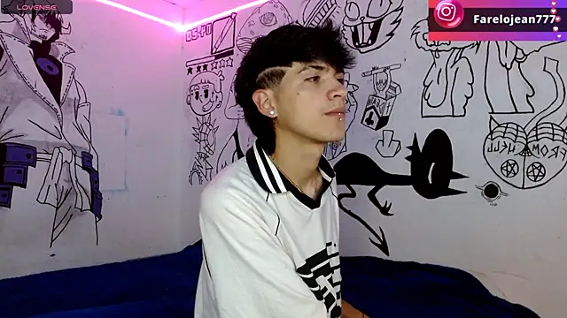 Snapshot of jeanfarelo chatting on April 1, 2026, 4:14 am jeanfarelo online show from April 1, 2026, 4:14 am