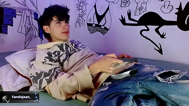 Snapshot of jeanfarelo chatting on October 18, 2025, 11:34 am jeanfarelo online show from October 18, 2025, 11:34 am