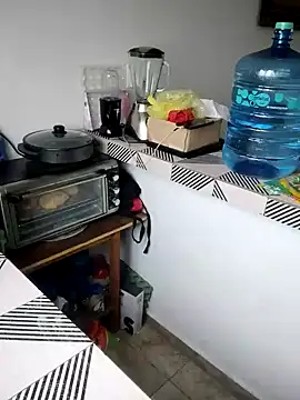 Snapshot of EmpaticBolillo chatting on October 7, 2025, 2:40 pm EmpaticBolillo online show from October 7, 2025, 2:40 pm