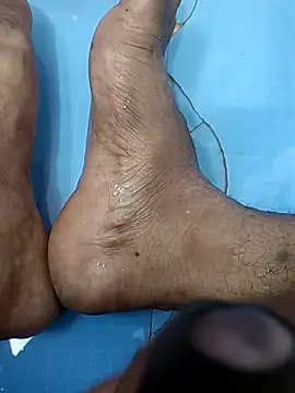 Snapshot of Mmm992170 chatting on March 6, 2026, 10:32 am Mmm992170 online show from March 6, 2026, 10:32 am