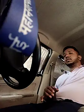 Snapshot of Mmm992170 chatting on March 7, 2025, 10:46 am Mmm992170 online show from March 7, 2025, 10:46 am